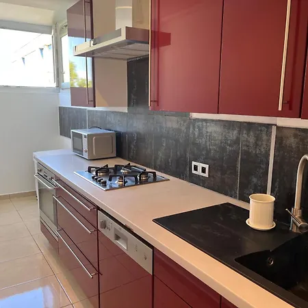 Apartment Miramar - Check In H24 - Wifi Bron